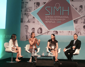 Técnicas educativas apresentadas por 3 profissionais da equipe de tratamento de hemofilia